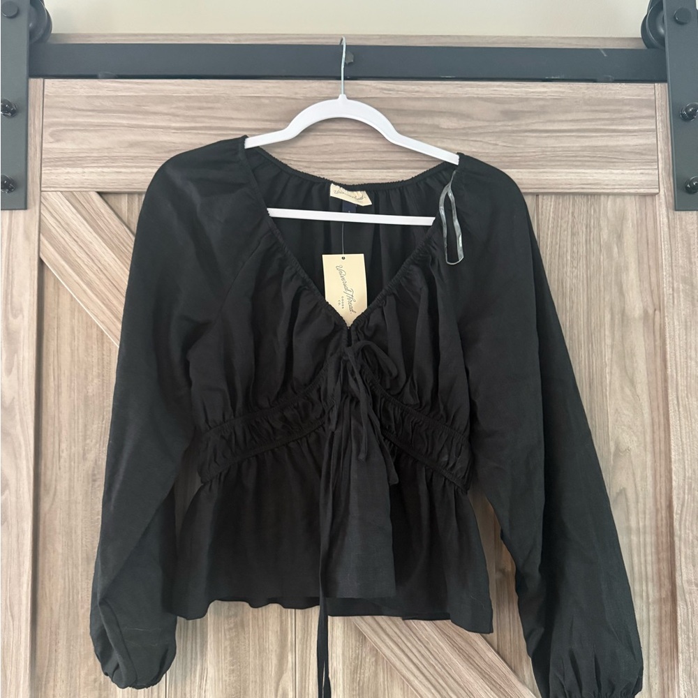 Universal Thread Black Long-Sleeve Drawstring Smocked Peplum Top